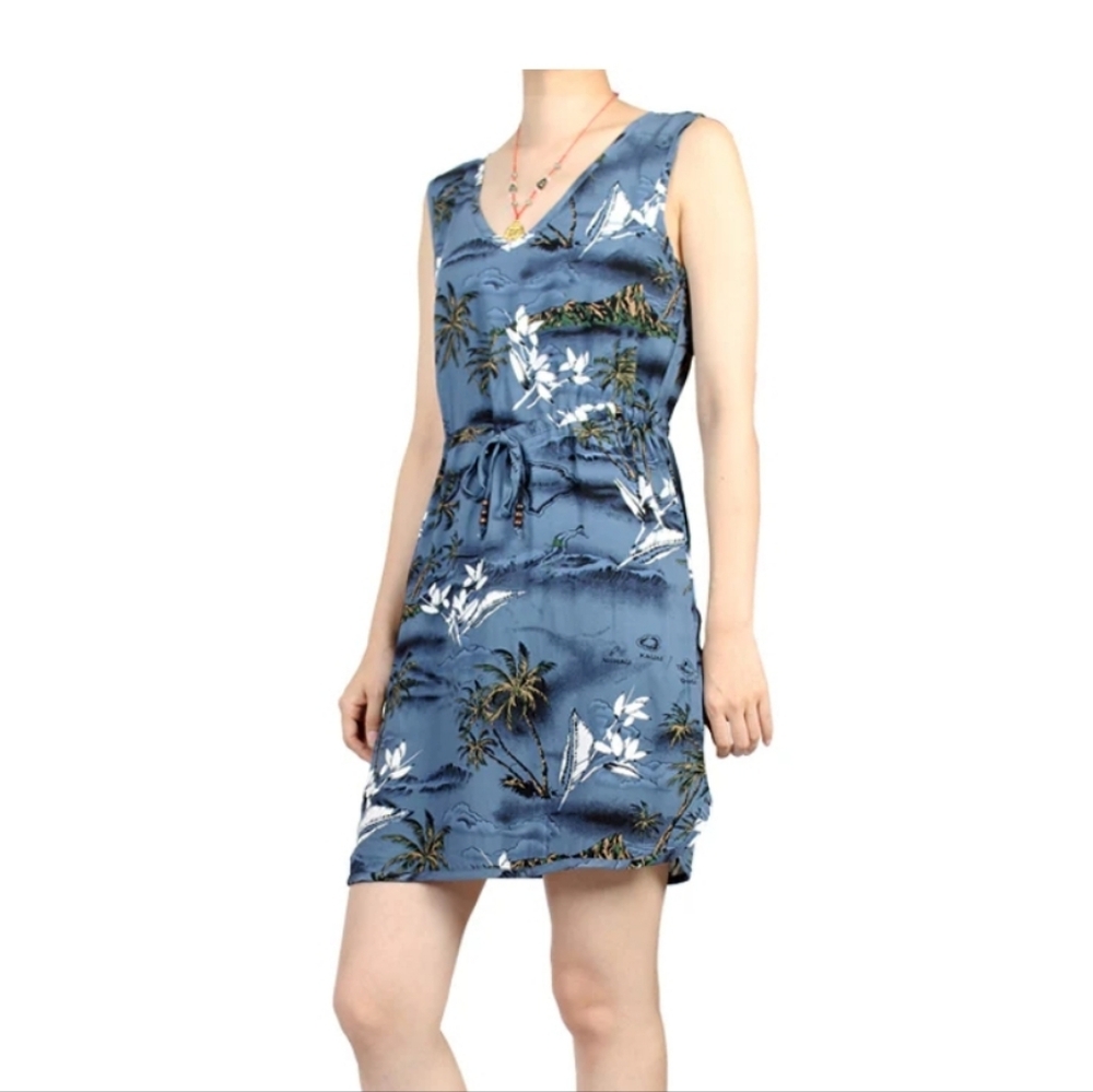 Hawaiian Tropical Print Sleeveless V-Neck
Sundress with Drawstring Waist